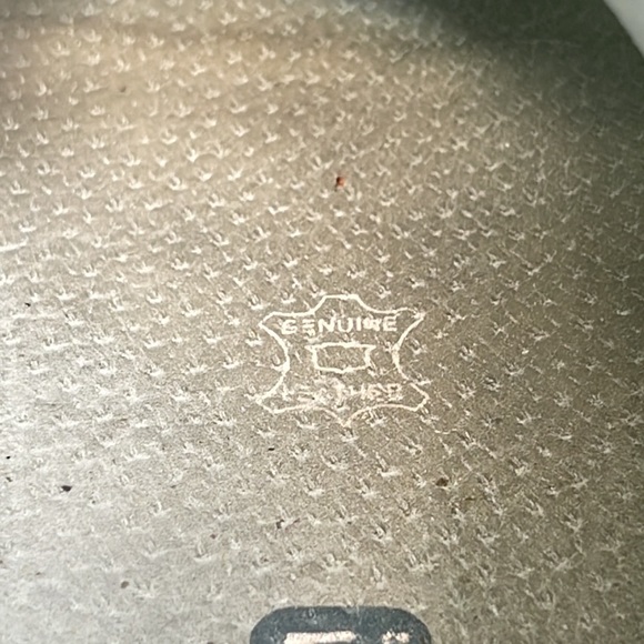 Florsheim Forum Zipper Chukka Boot. Black Leather ,Memory Foam .Rubber sole. - Picture 10 of 13